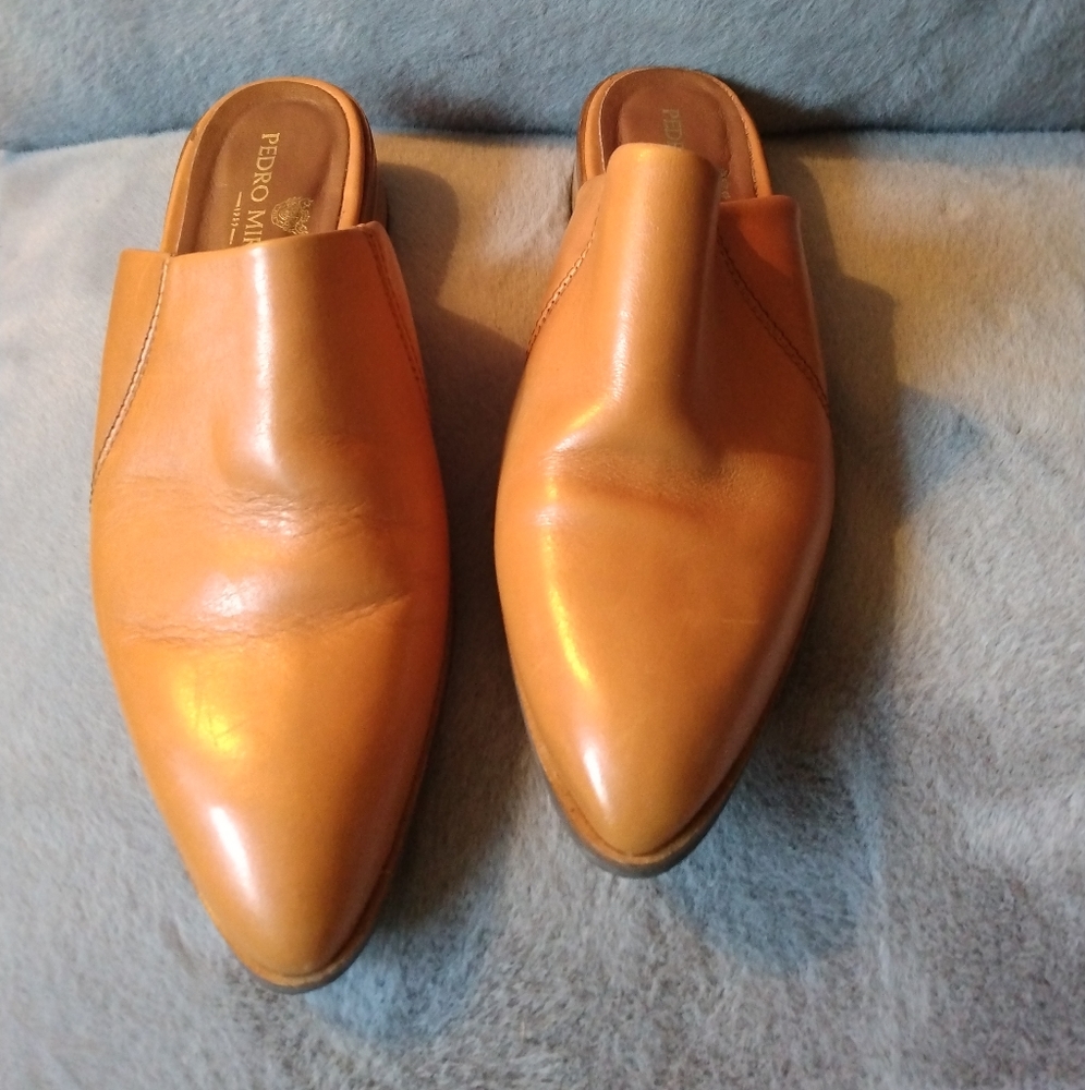 Pedro Miralles mules size 6 tan color in Spain.